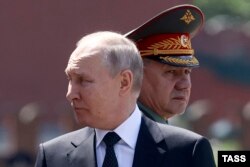 Владимир Путин и Сергей Шойгу