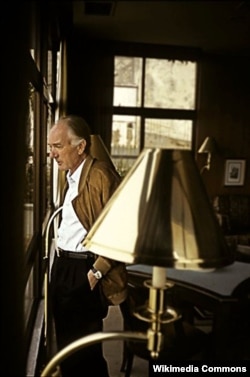 Thomas Bernhard? 1987, Portuqaliya