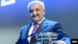 Rövnəq Abdullayev