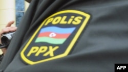 Polis