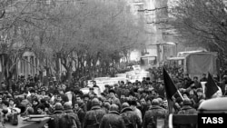 Bakıda Sovet qoşunları, 22 yanvar 1990